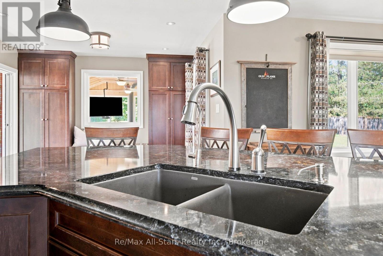 21180 BRUNON AVENUE - 10