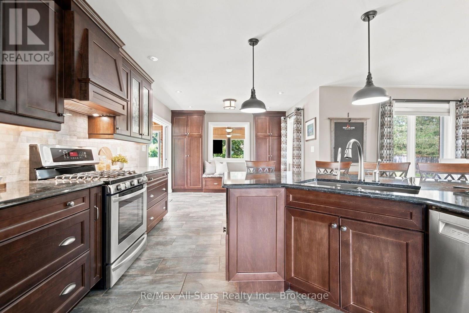 21180 BRUNON AVENUE - Image 12