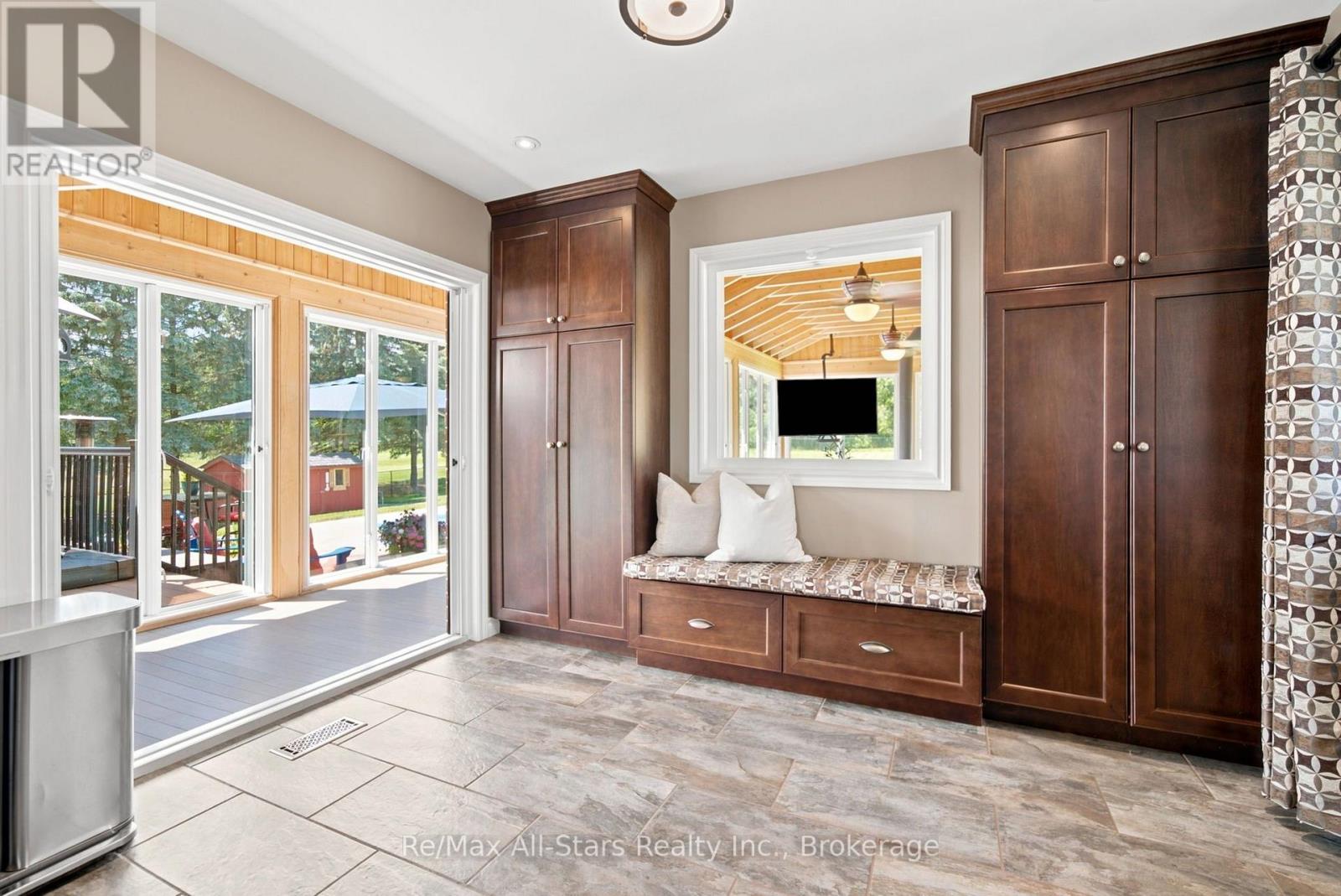 21180 BRUNON AVENUE - 15