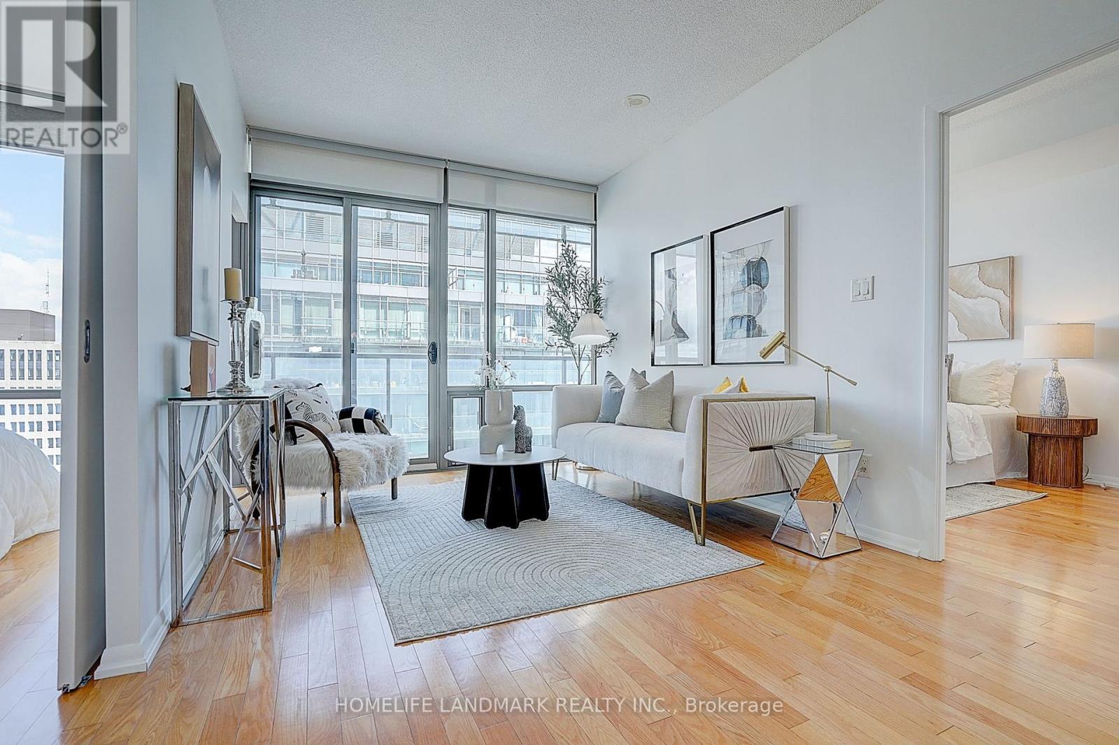 #3301 38 GRENVILLE STREET - 12