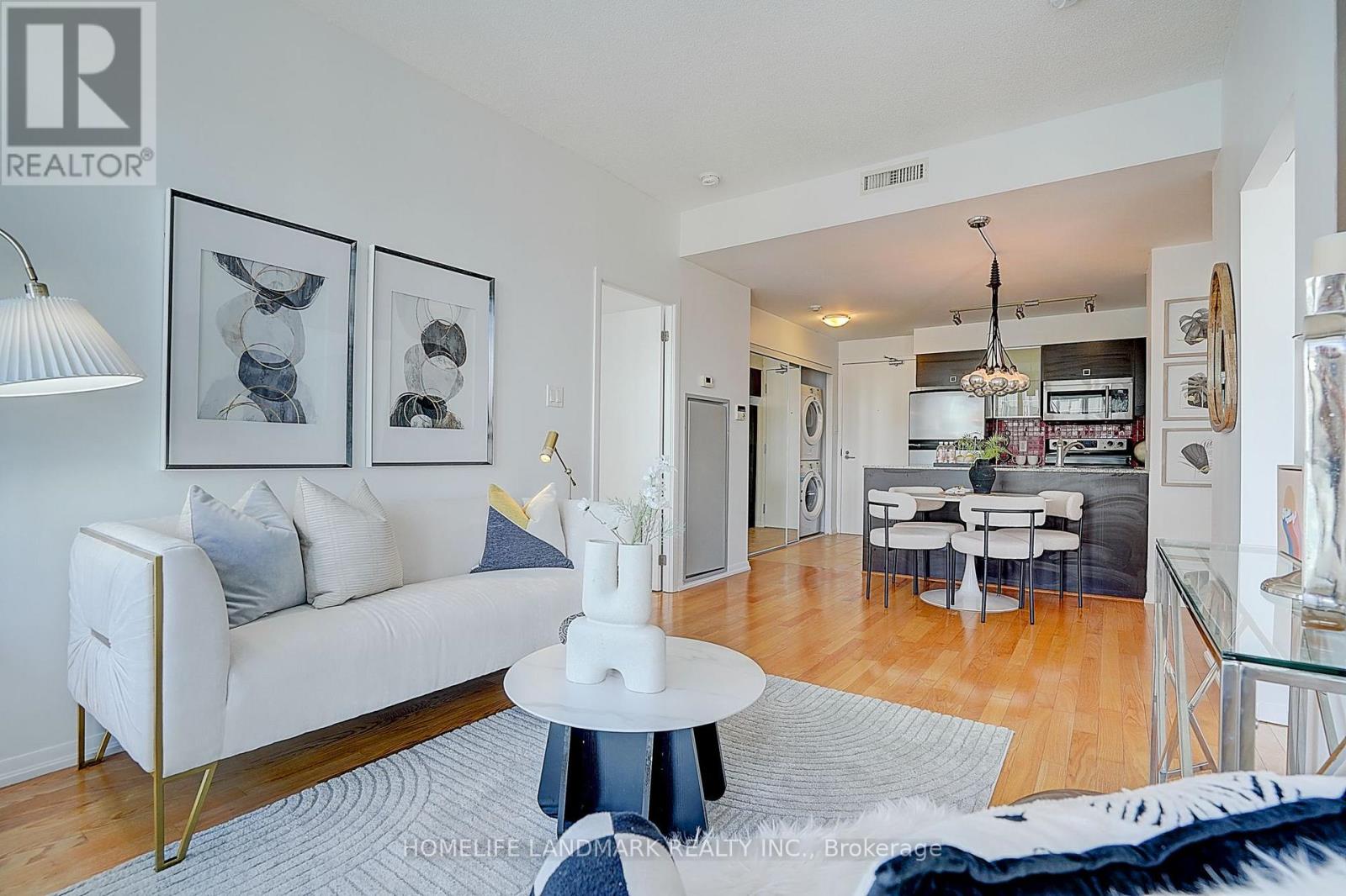 #3301 38 GRENVILLE STREET - 13