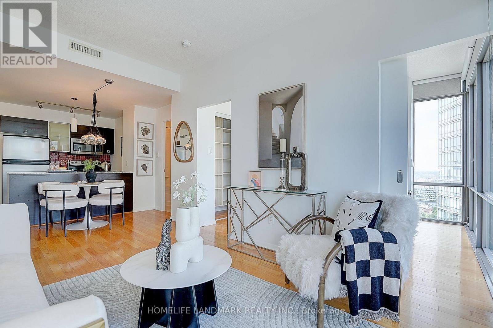#3301 38 GRENVILLE STREET - 14