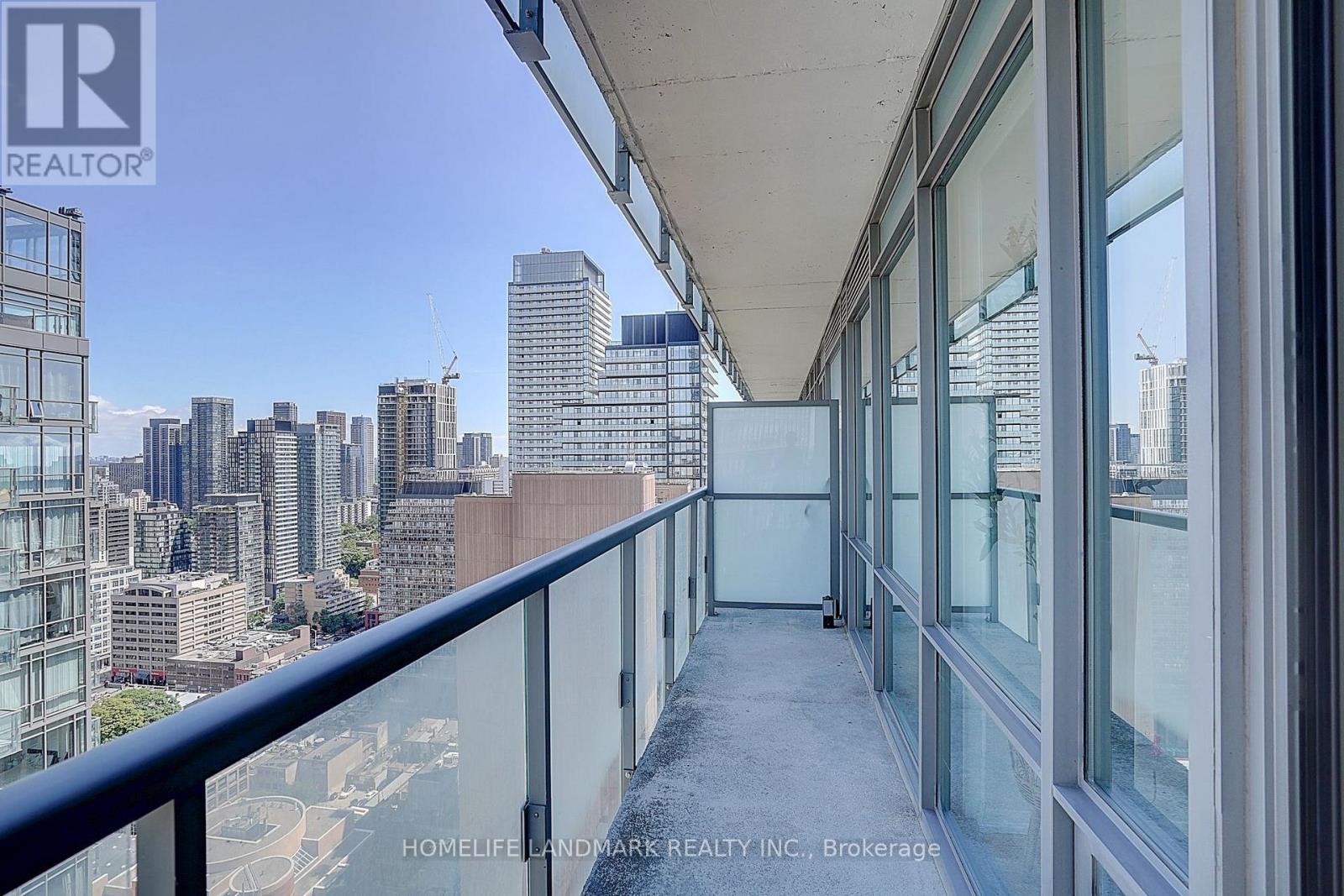 #3301 38 GRENVILLE STREET - 27