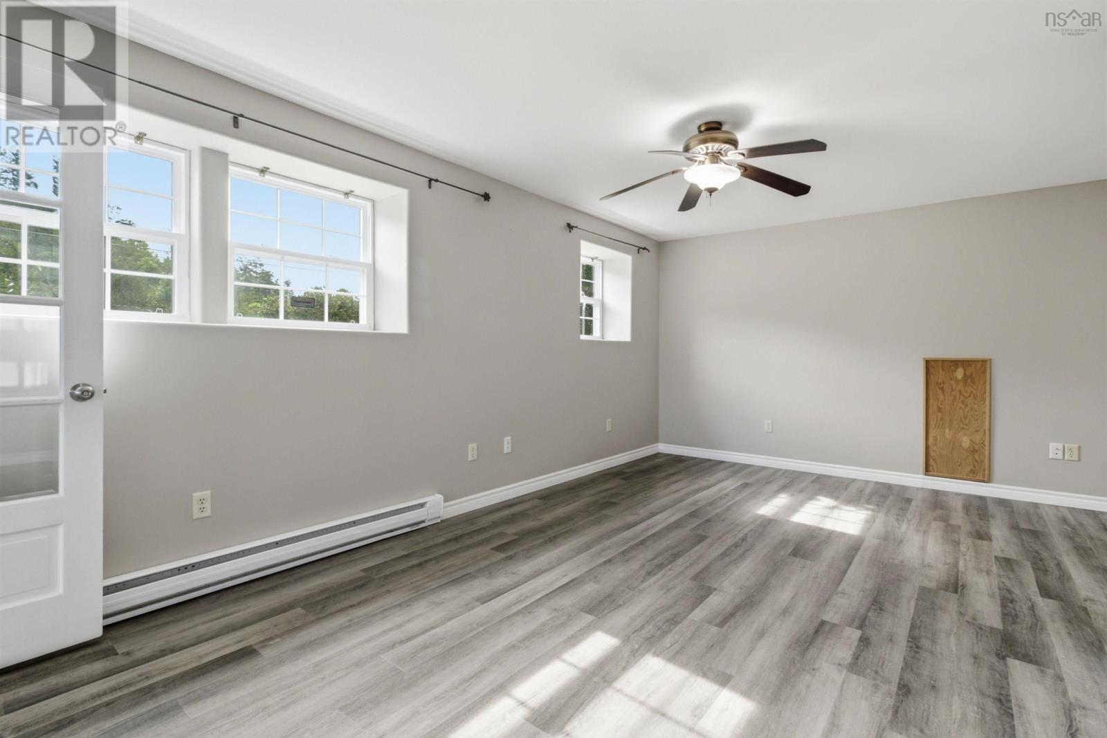 73 Underwood Road - 31