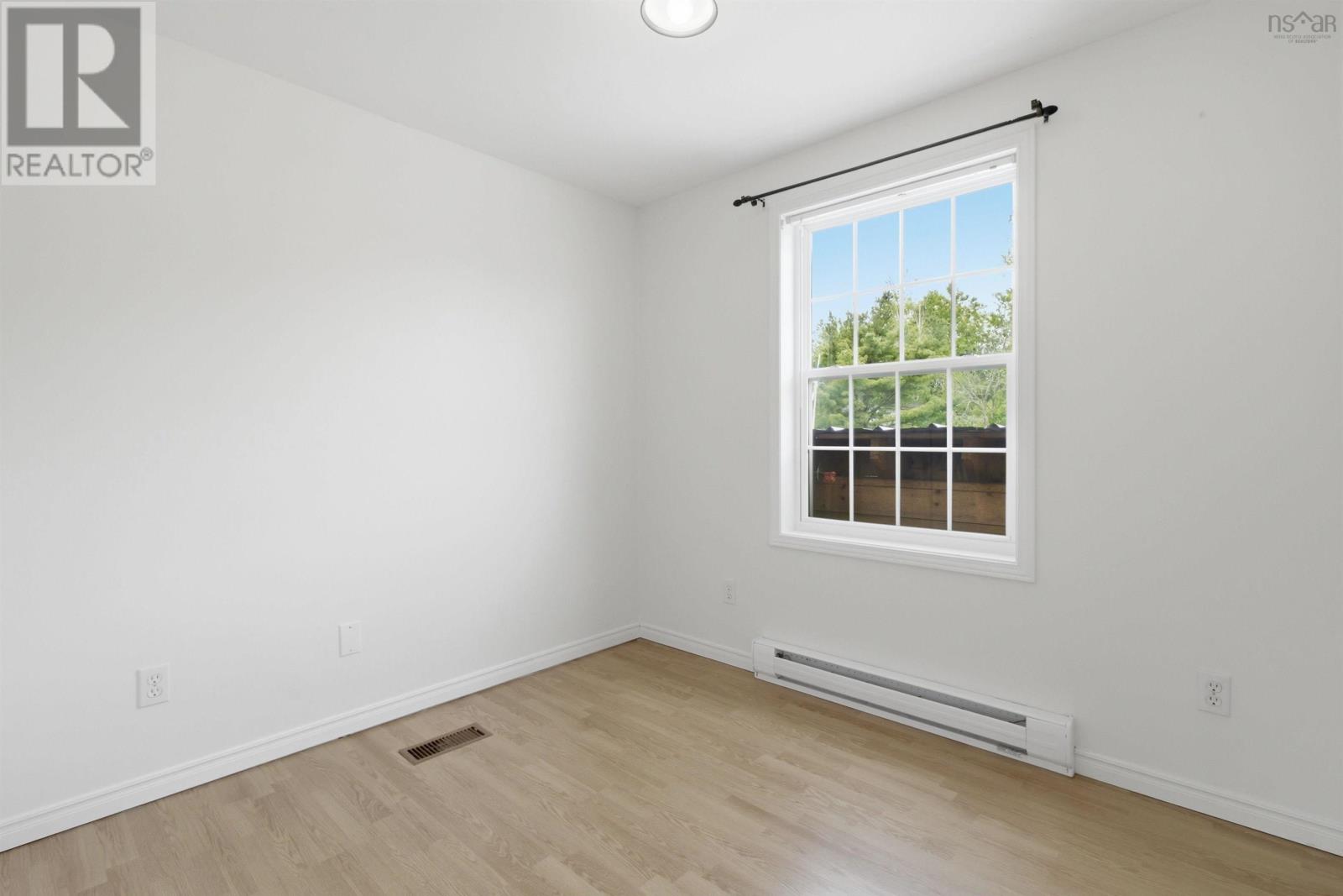 73 Underwood Road - 22