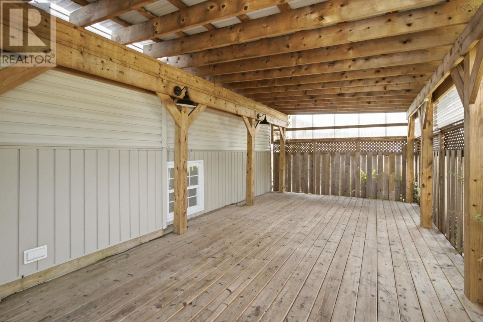 73 Underwood Road - 39