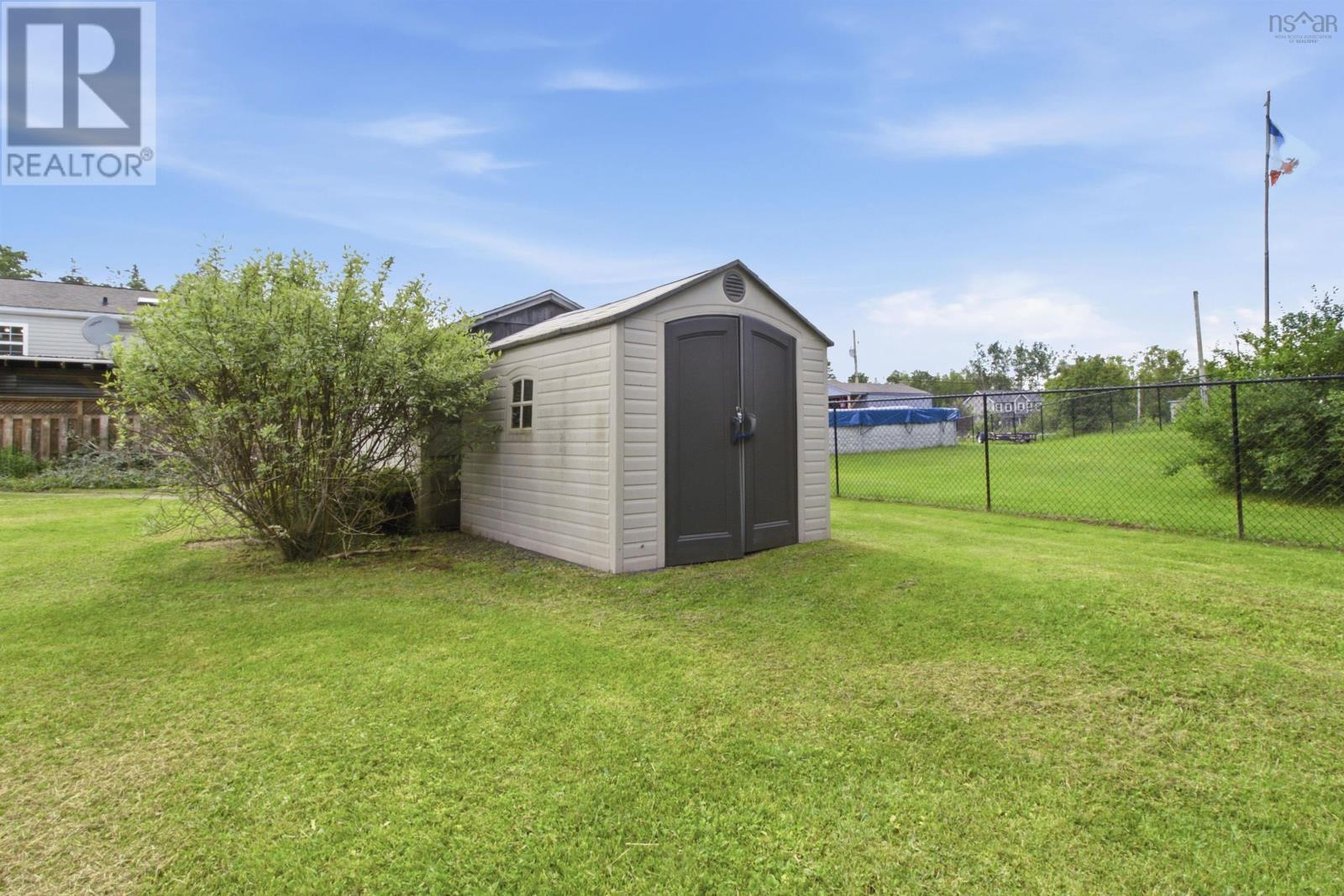 73 Underwood Road - 44