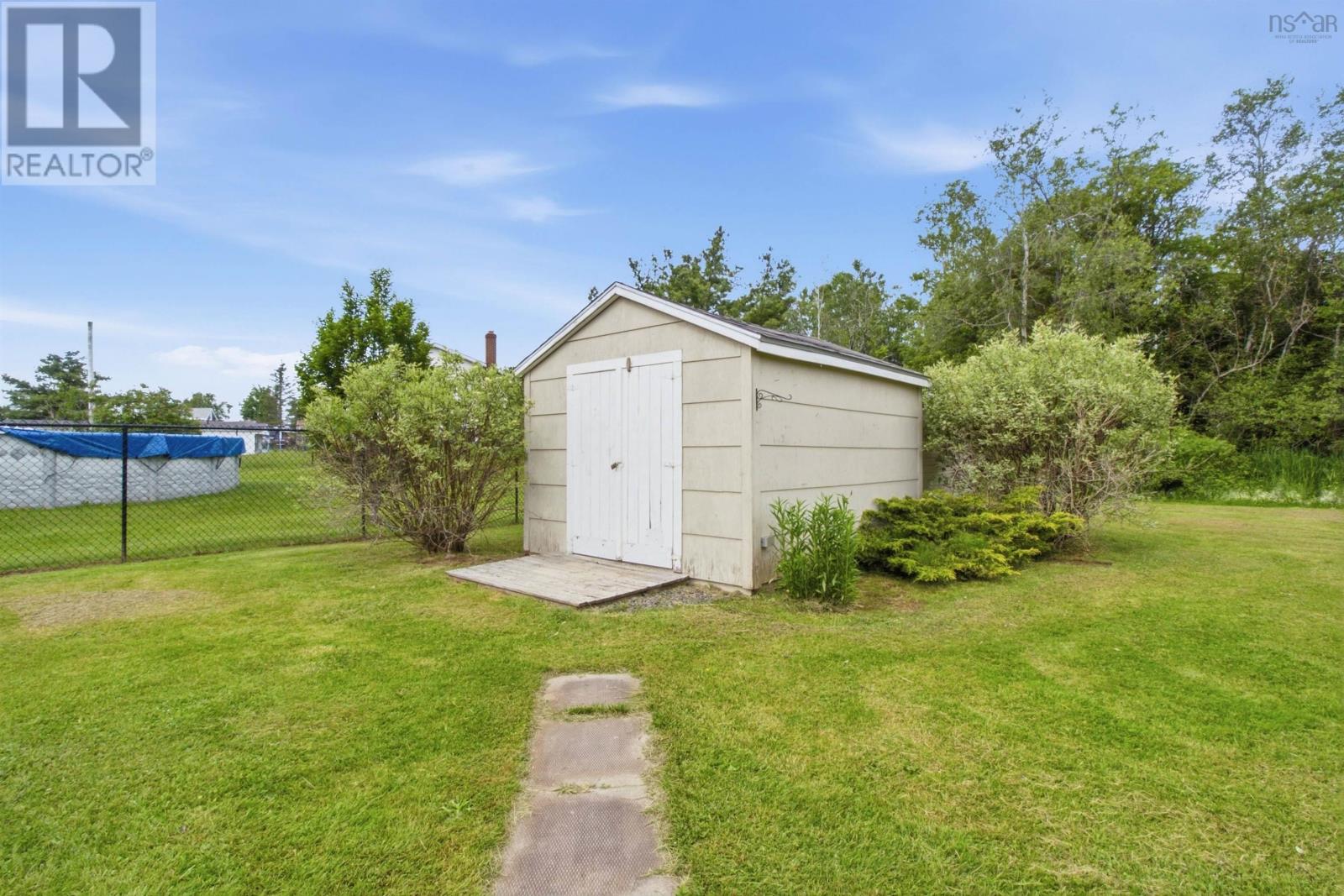 73 Underwood Road - 45
