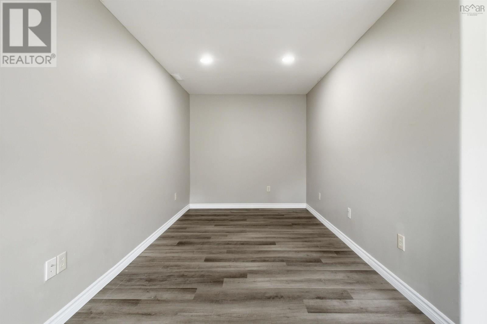 73 Underwood Road - 34