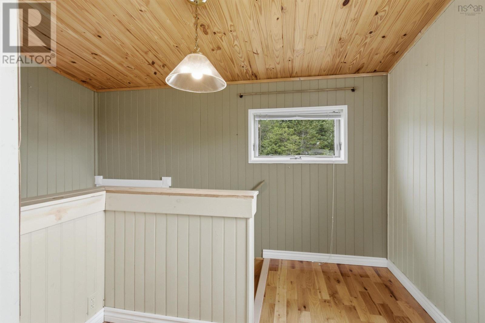 73 Underwood Road - 25