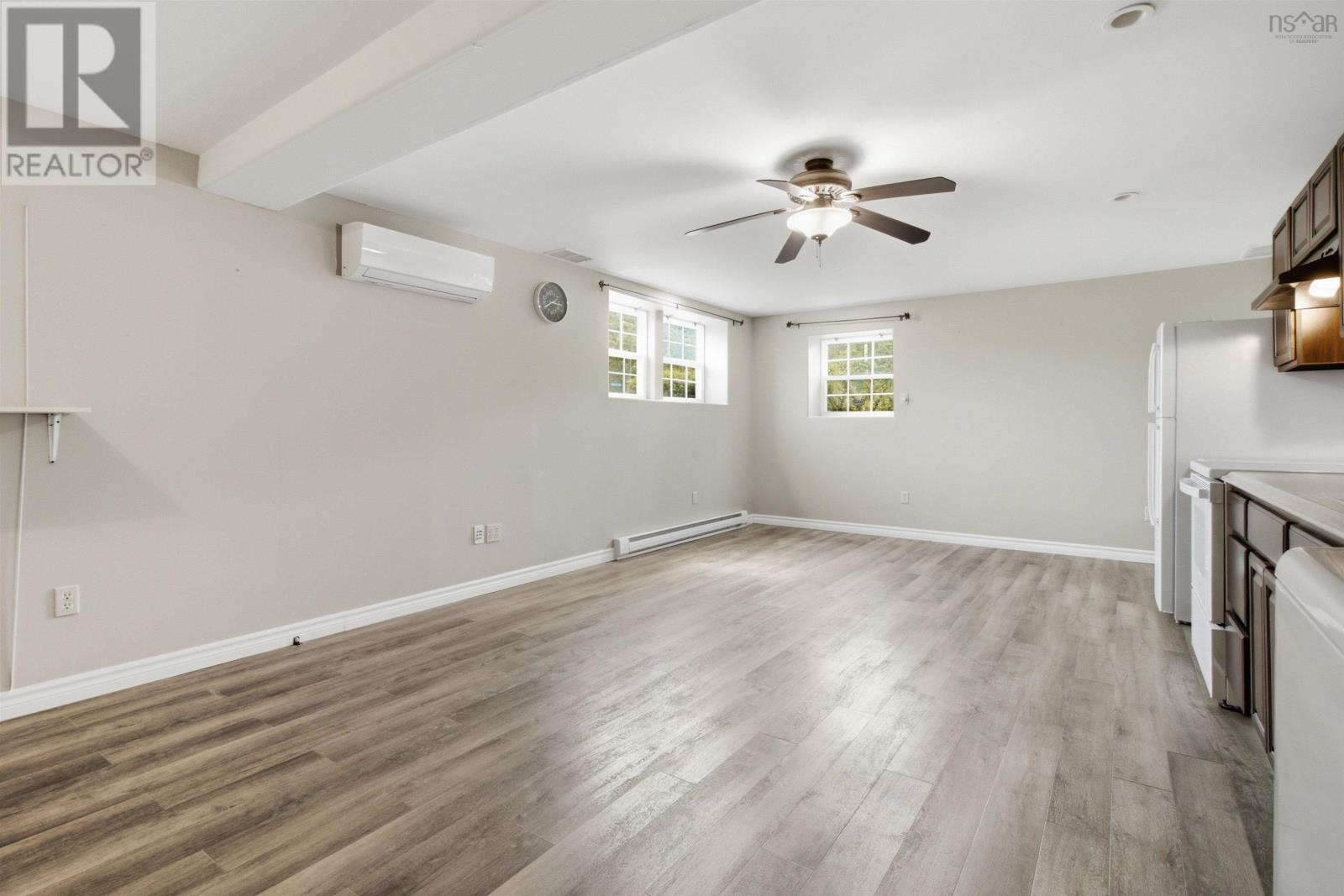 73 Underwood Road - 29