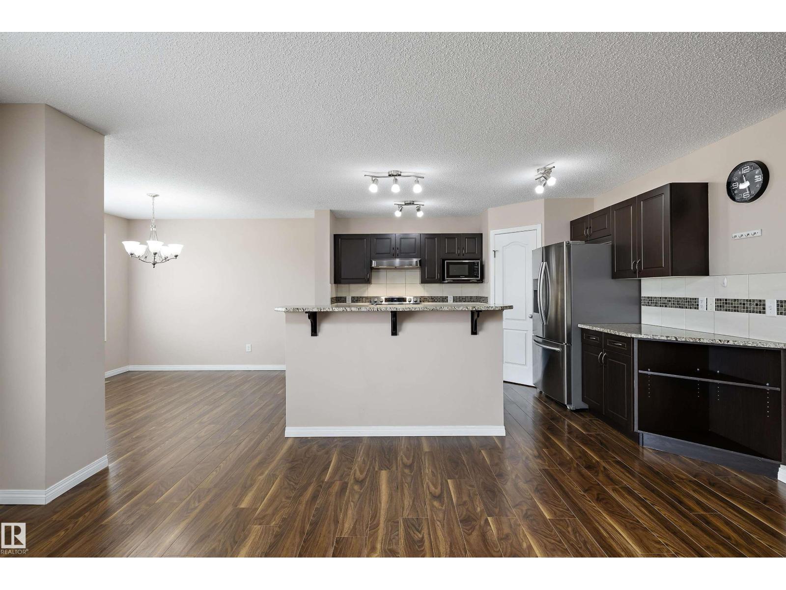 4020 166 AV NW - 18