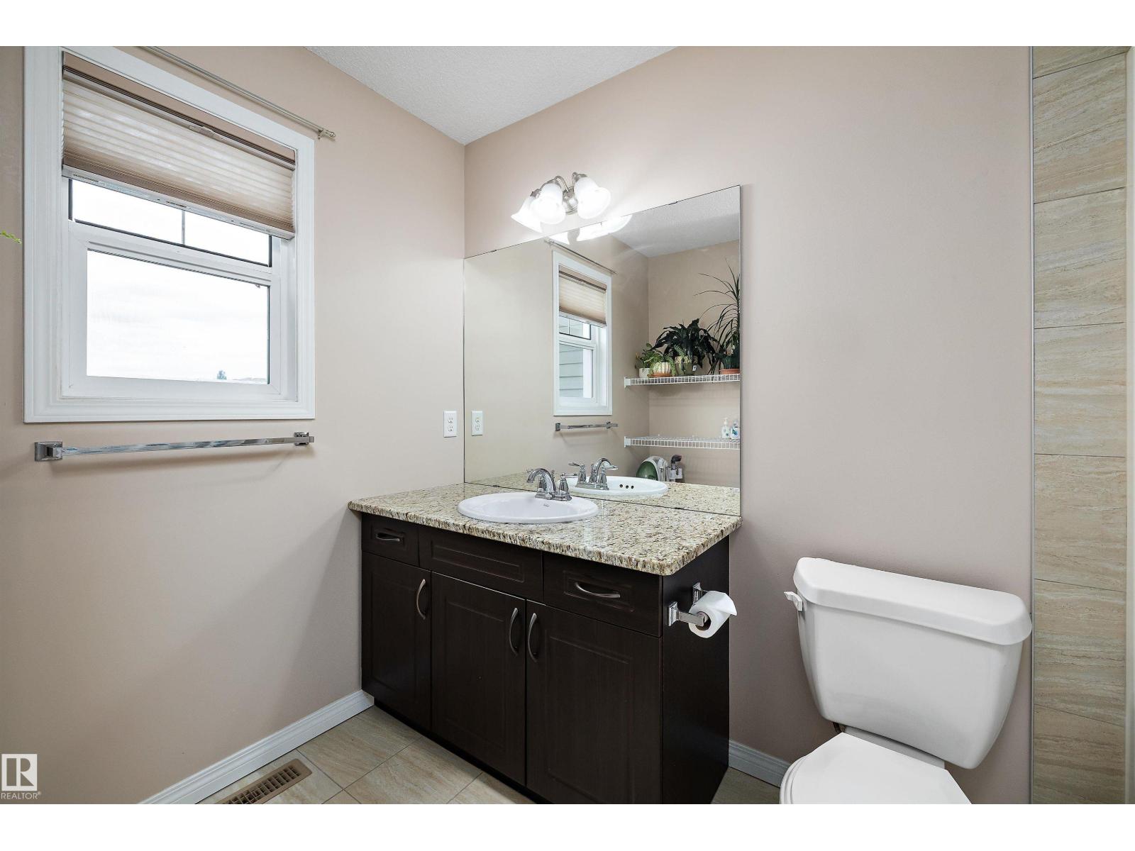 4020 166 AV NW - 35