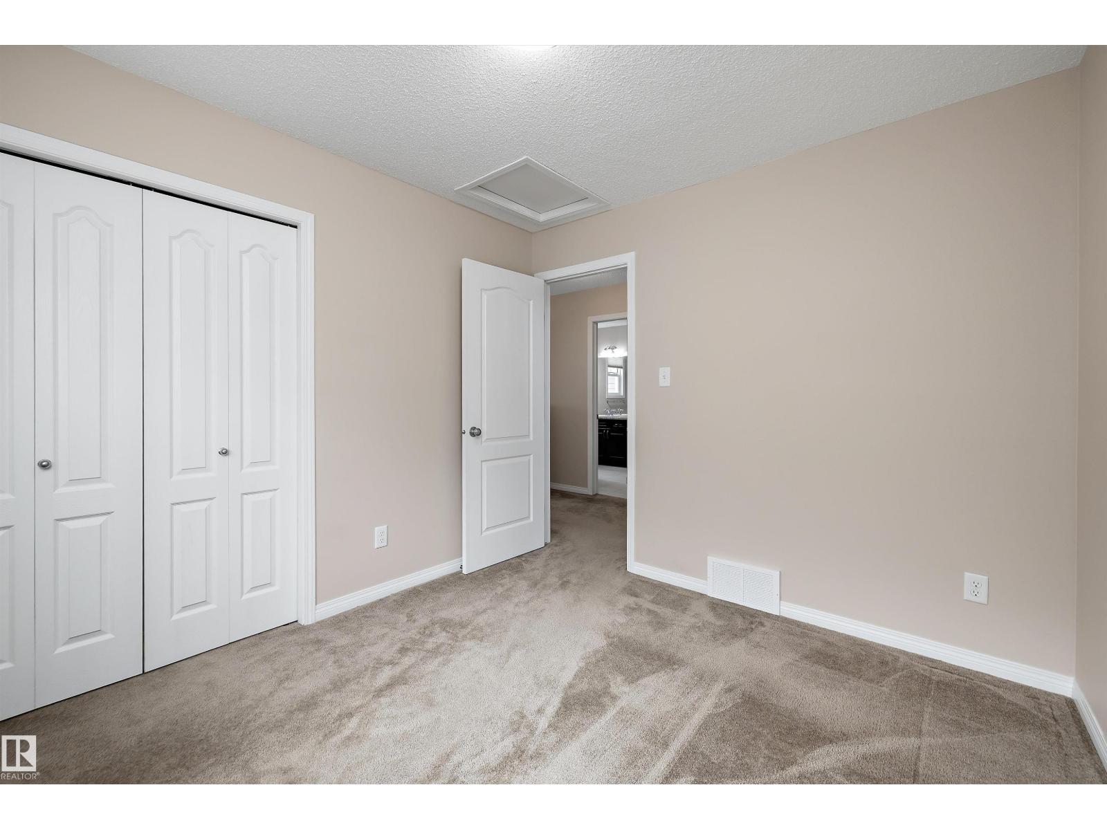 4020 166 AV NW - 34