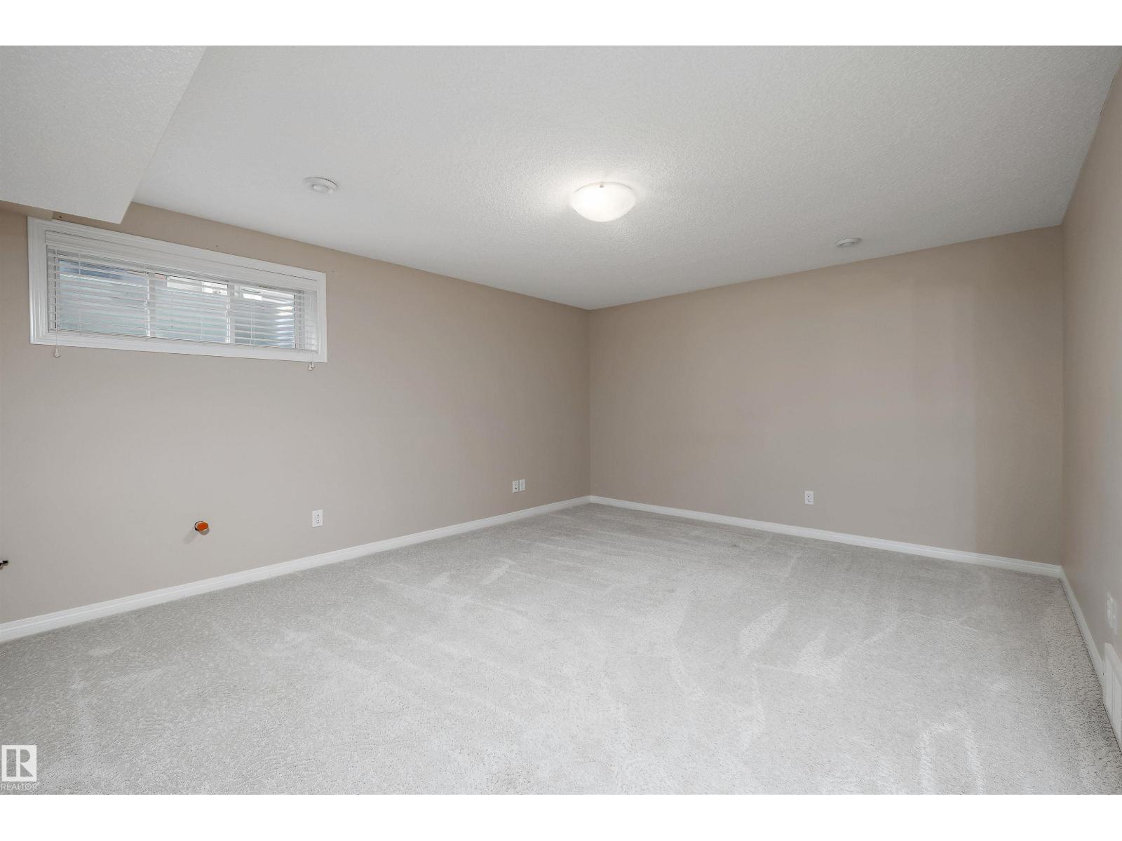4020 166 AV NW - 46