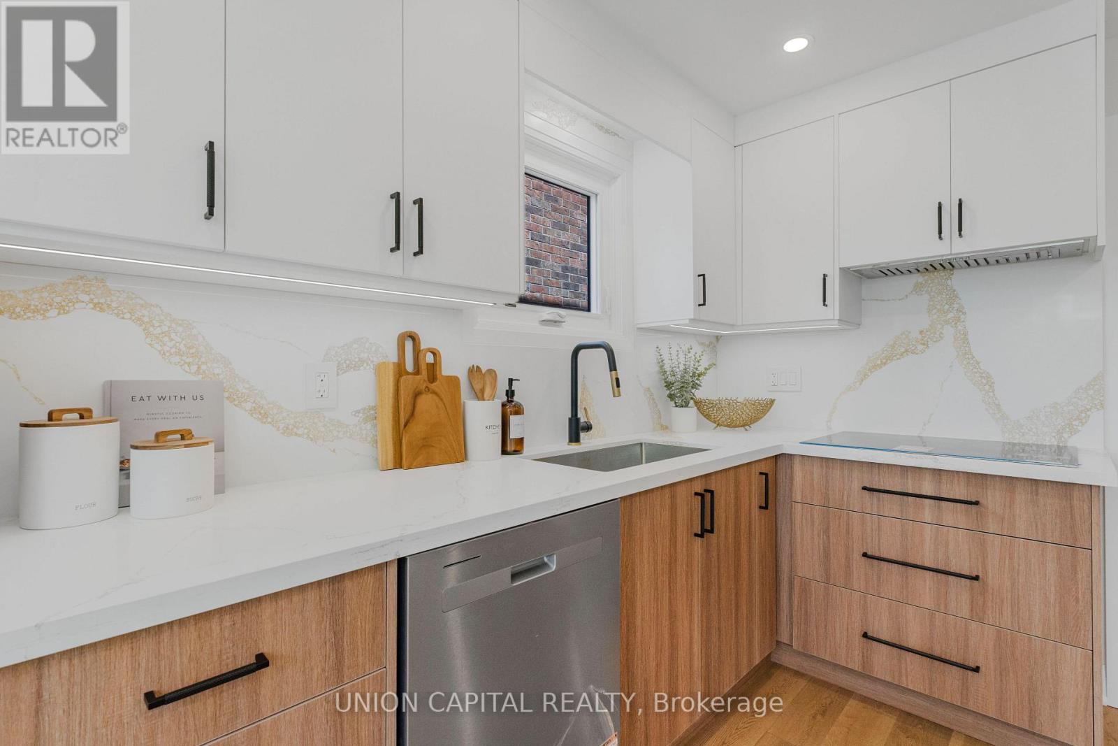 45 CHILMAR CRESCENT - Image 14