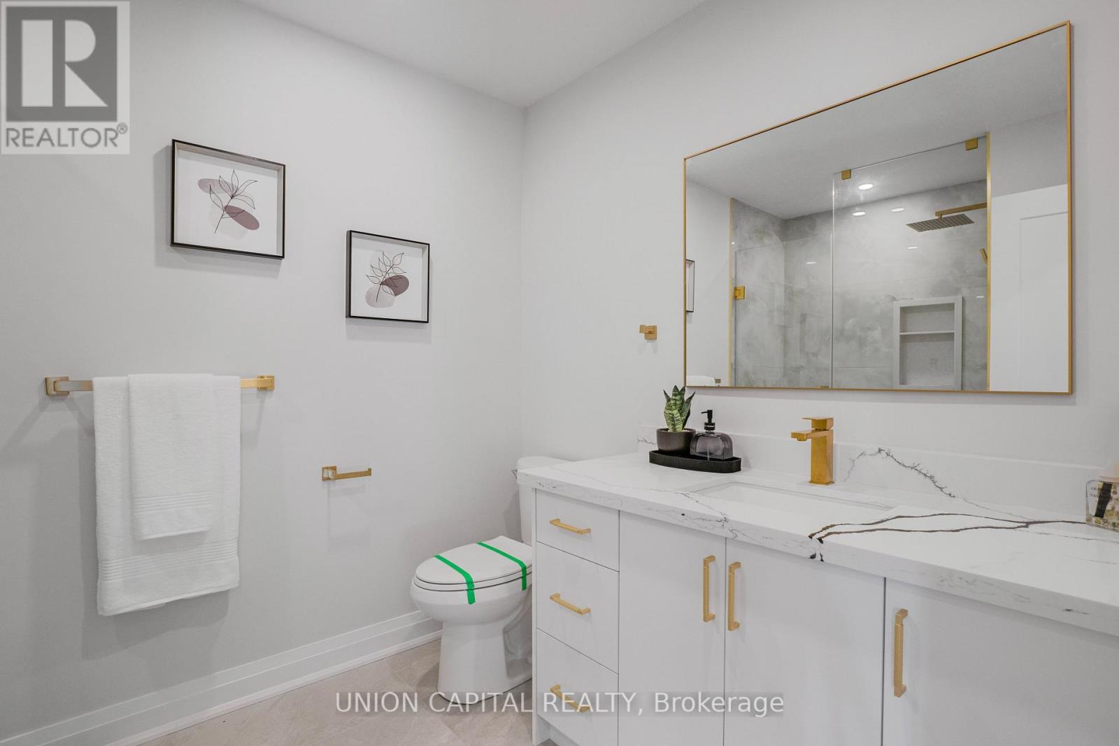 45 CHILMAR CRESCENT - Image 29