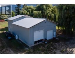 7630 97a Highway, Mara, BC V0E2K0 Photo 32