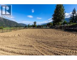 7630 97a Highway, Mara, BC V0E2K0 Photo 41