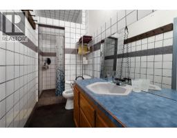 7630 97a Highway, Mara, BC V0E2K0 Photo 27