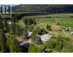 7630 97a Highway, Mara, BC V0E2K0 Photo 52