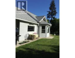 7630 97a Highway, Mara, BC V0E2K0 Photo 19