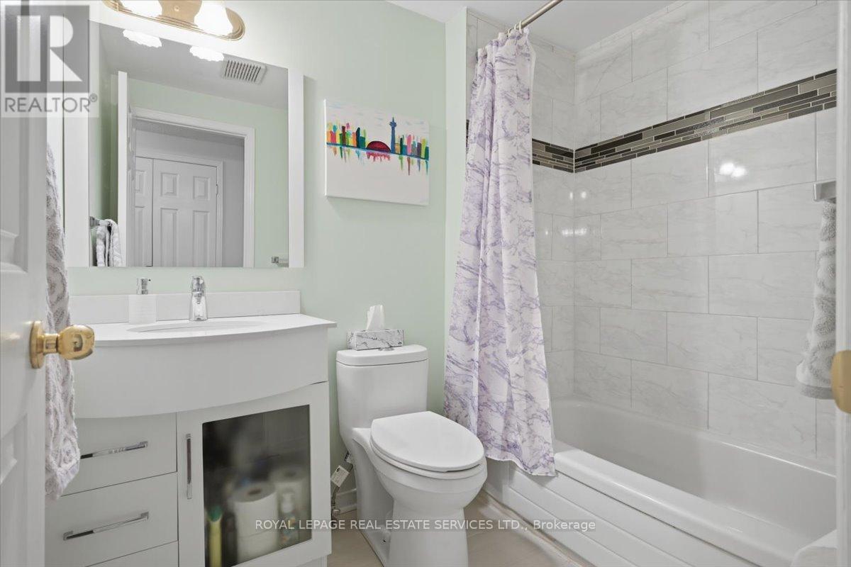 #24 4605 DONEGAL DRIVE - 27