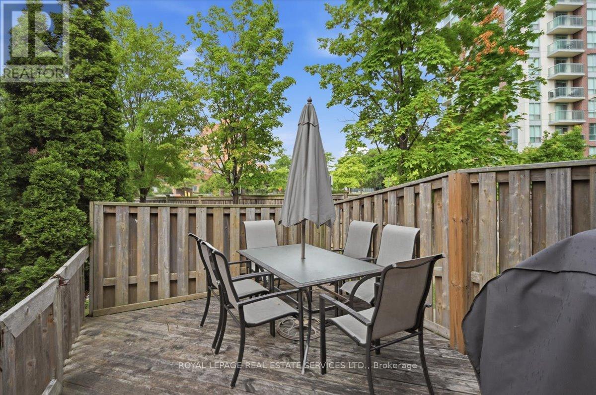 #24 4605 DONEGAL DRIVE - 36