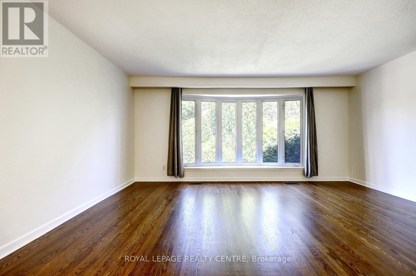 1621 HOBBS CRESCENT - 10