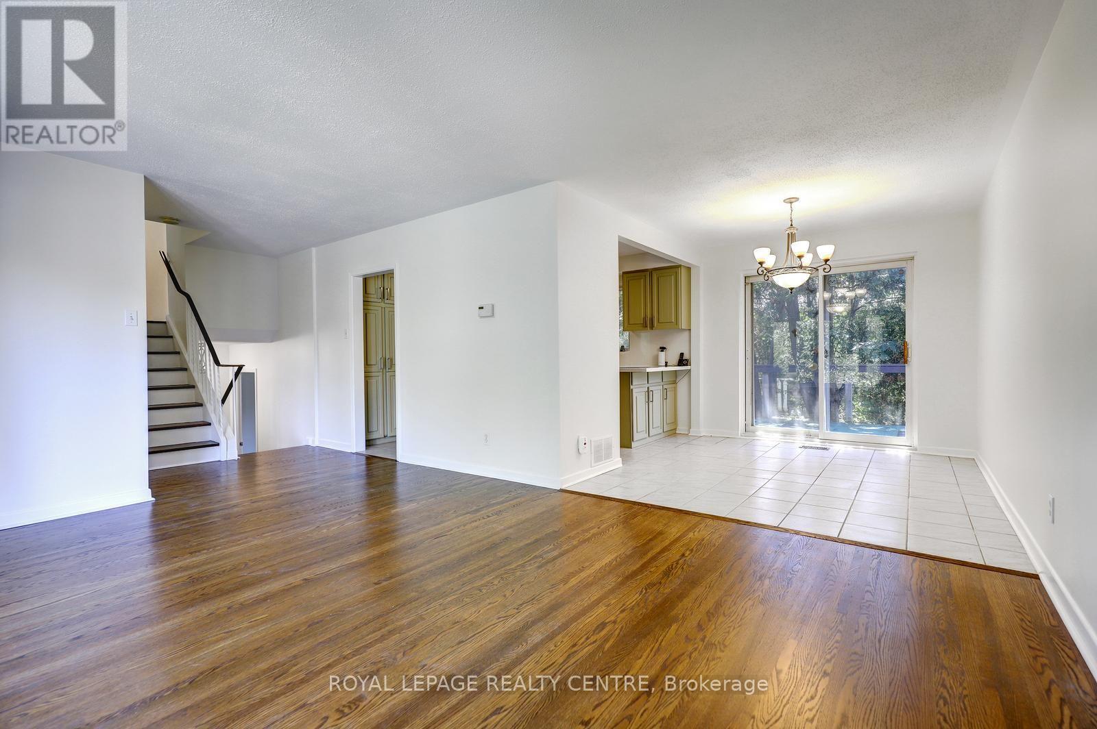 1621 HOBBS CRESCENT - 14