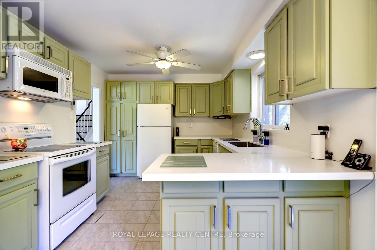 1621 HOBBS CRESCENT - 17