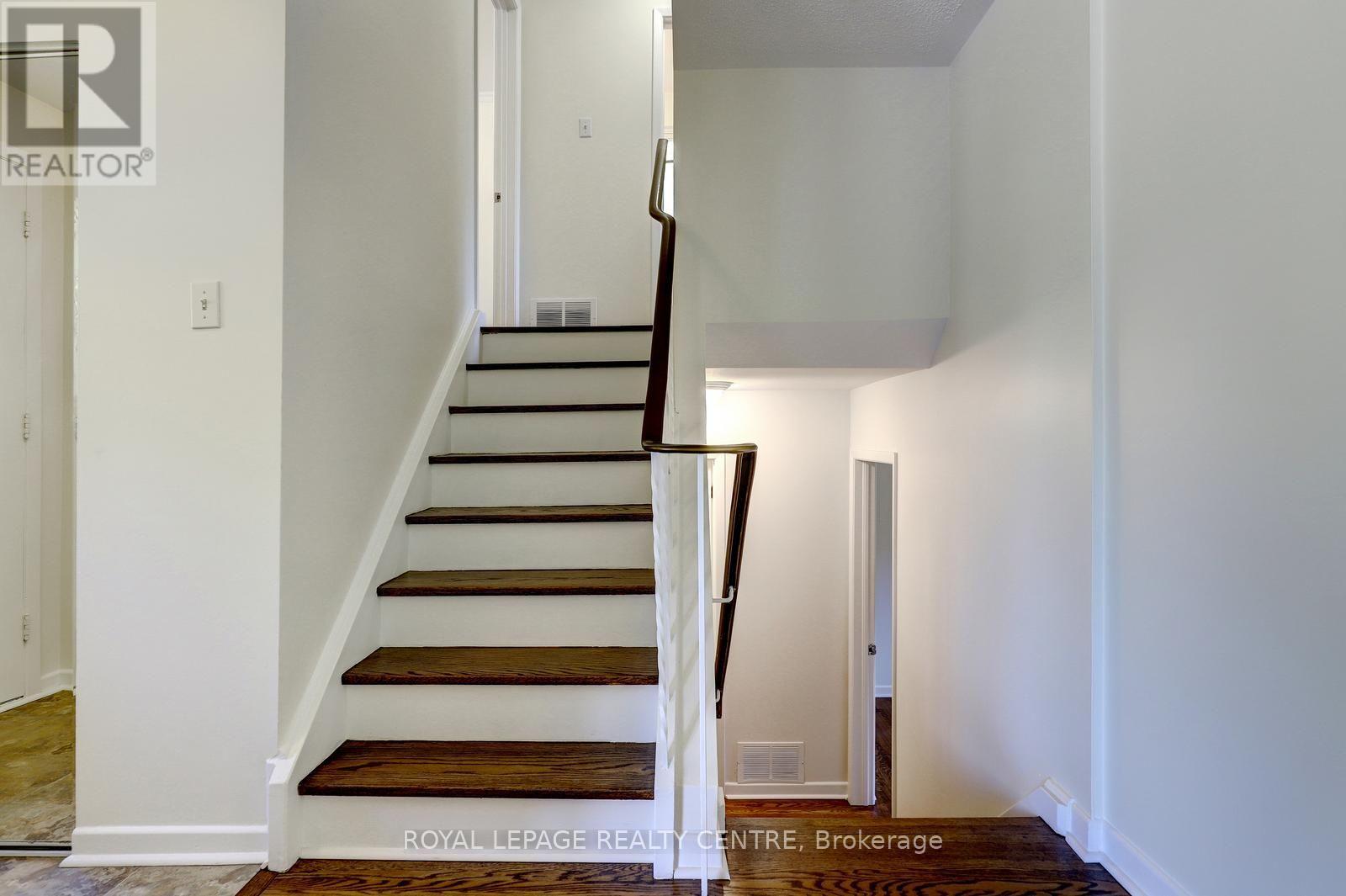 1621 HOBBS CRESCENT - 21