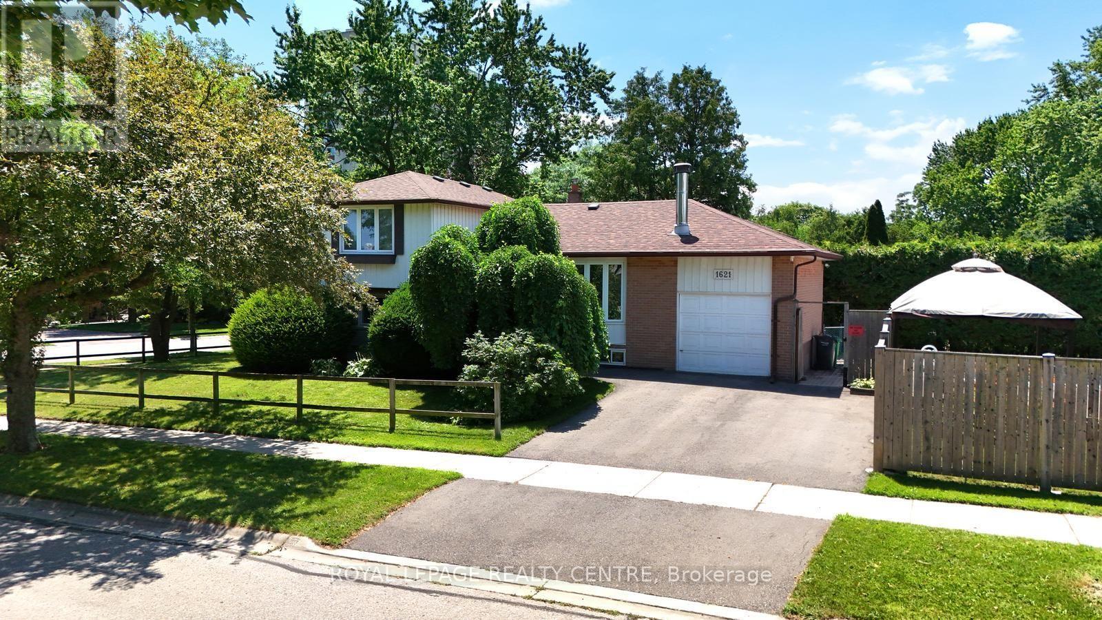 1621 HOBBS CRESCENT - 43