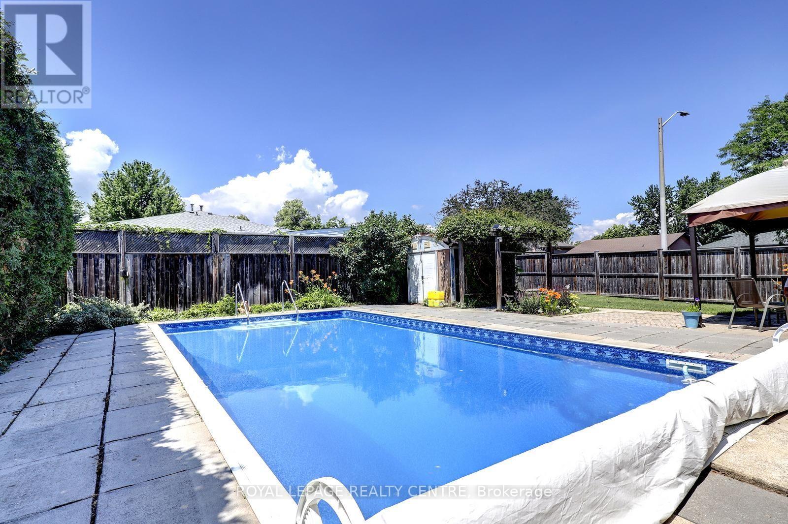 1621 HOBBS CRESCENT - 46