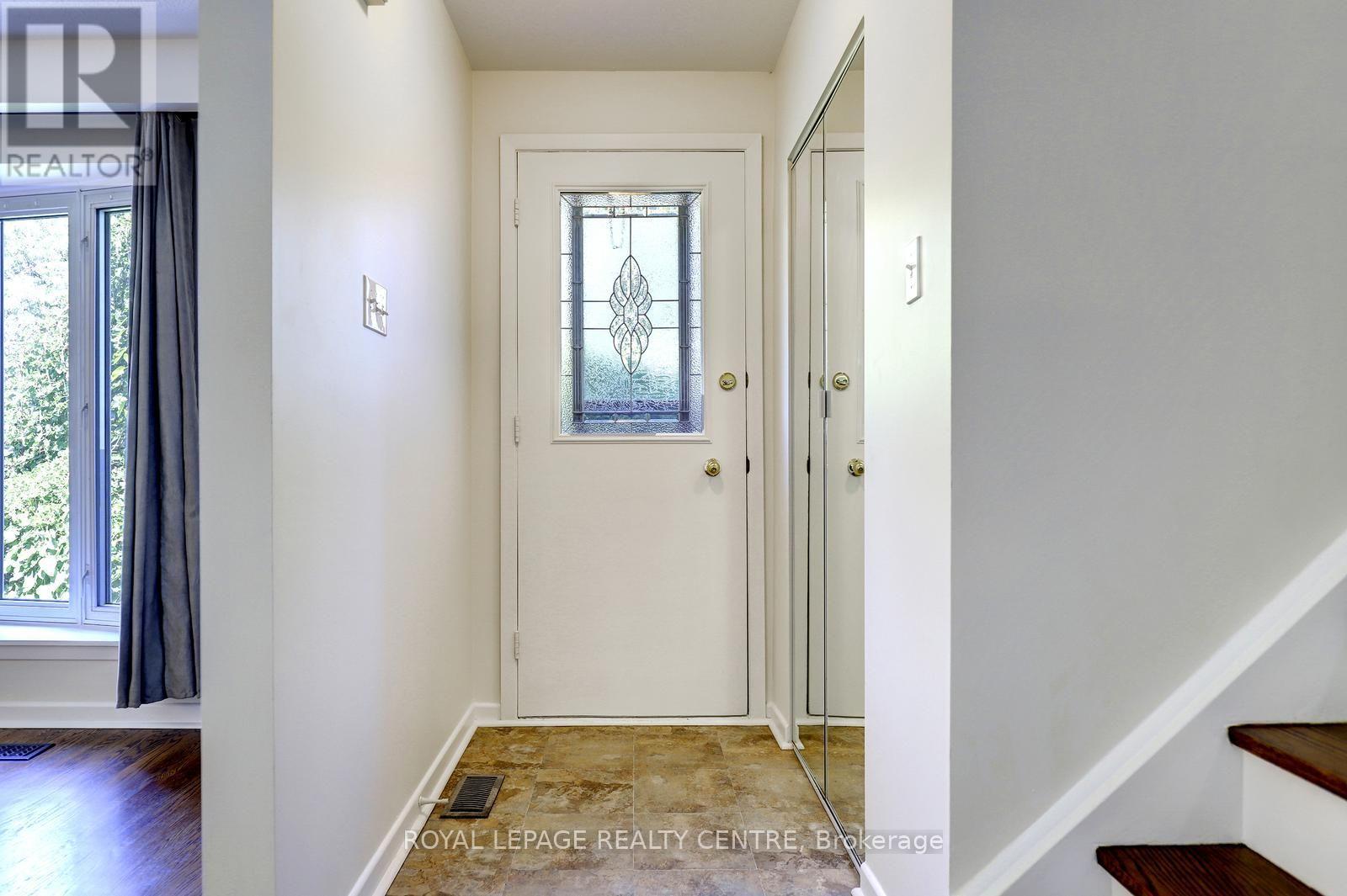 1621 HOBBS CRESCENT - 7