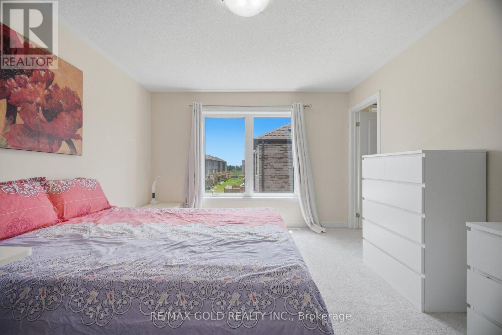9 ARCOLA STREET - 25