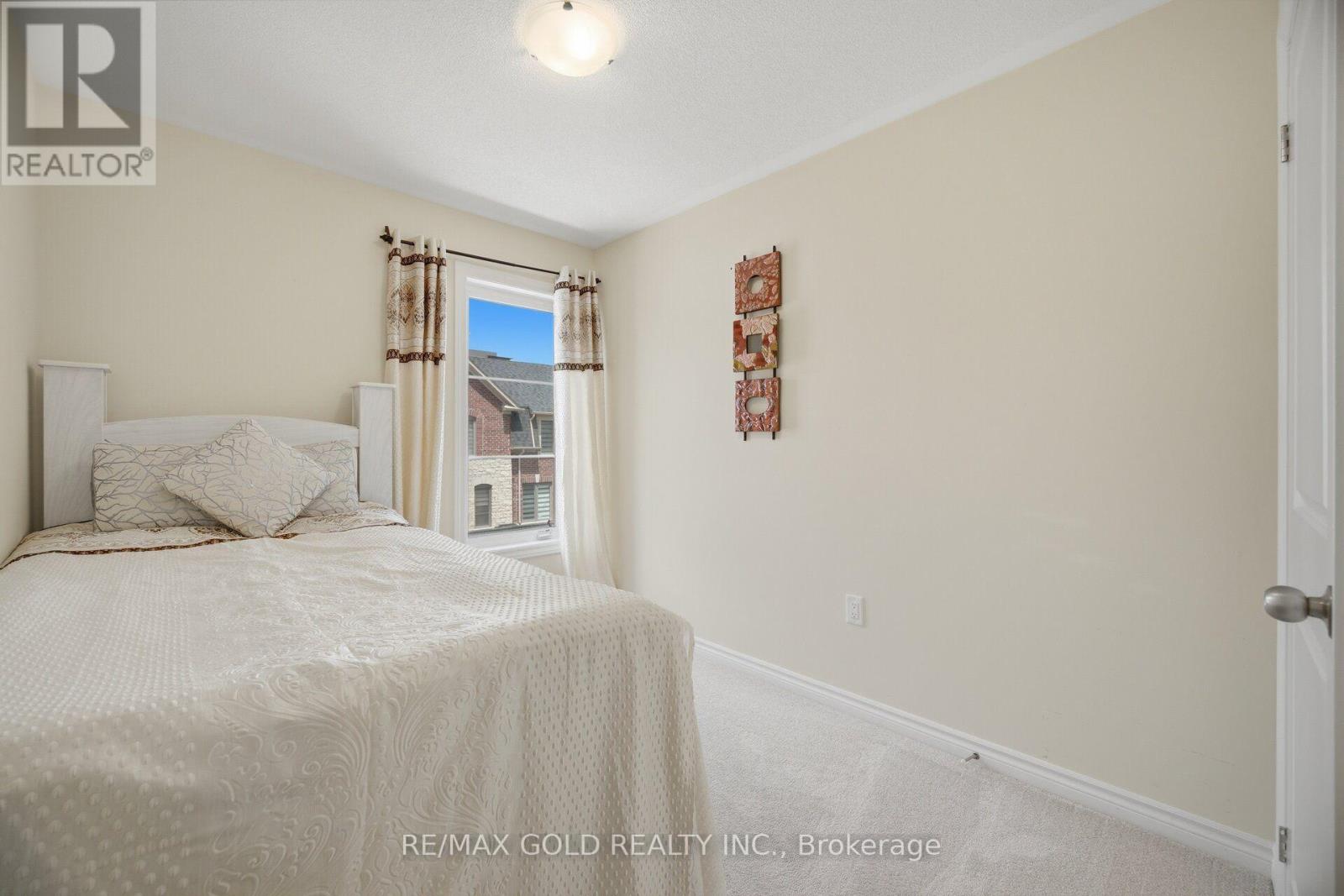 9 ARCOLA STREET - 29