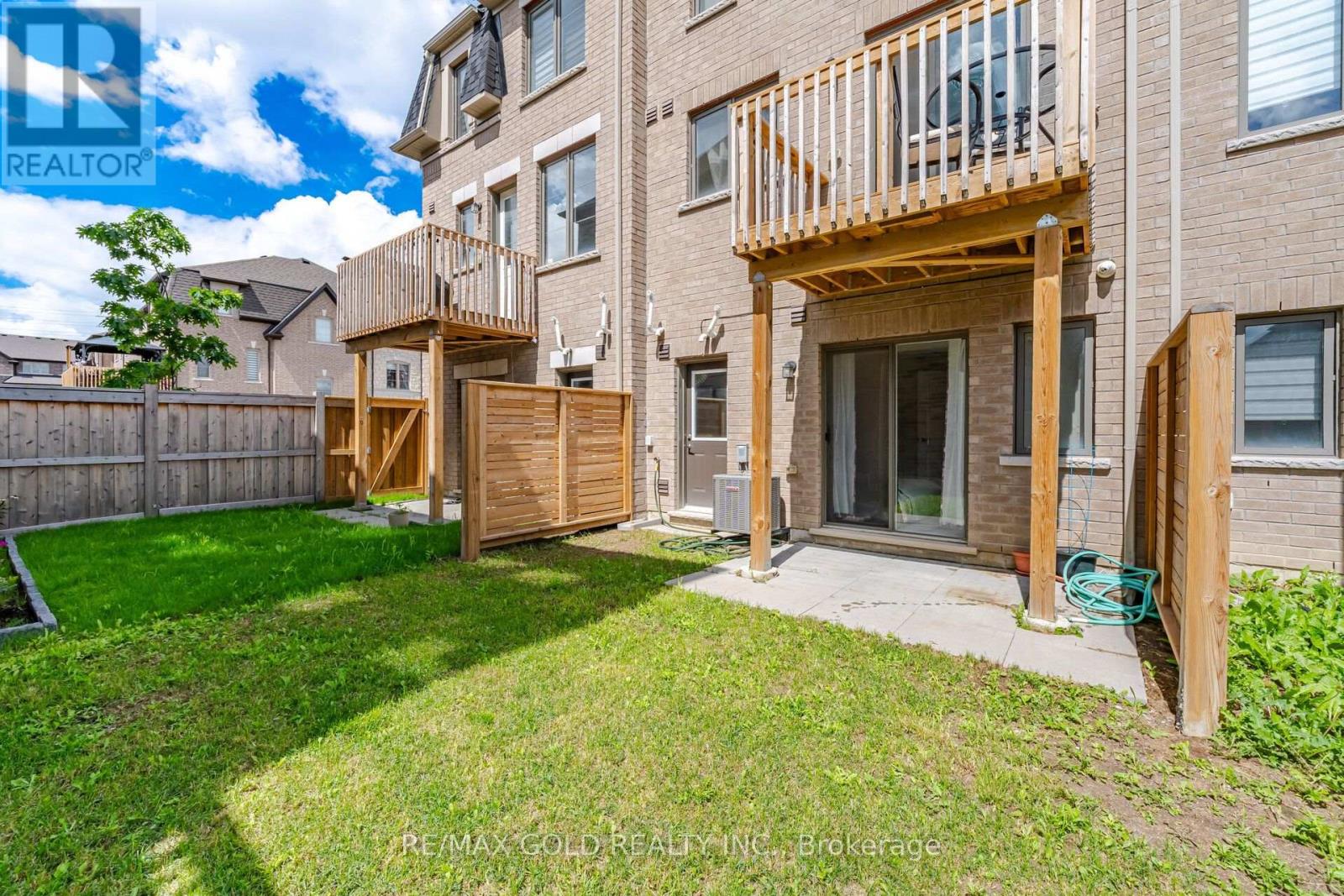 9 ARCOLA STREET - 33