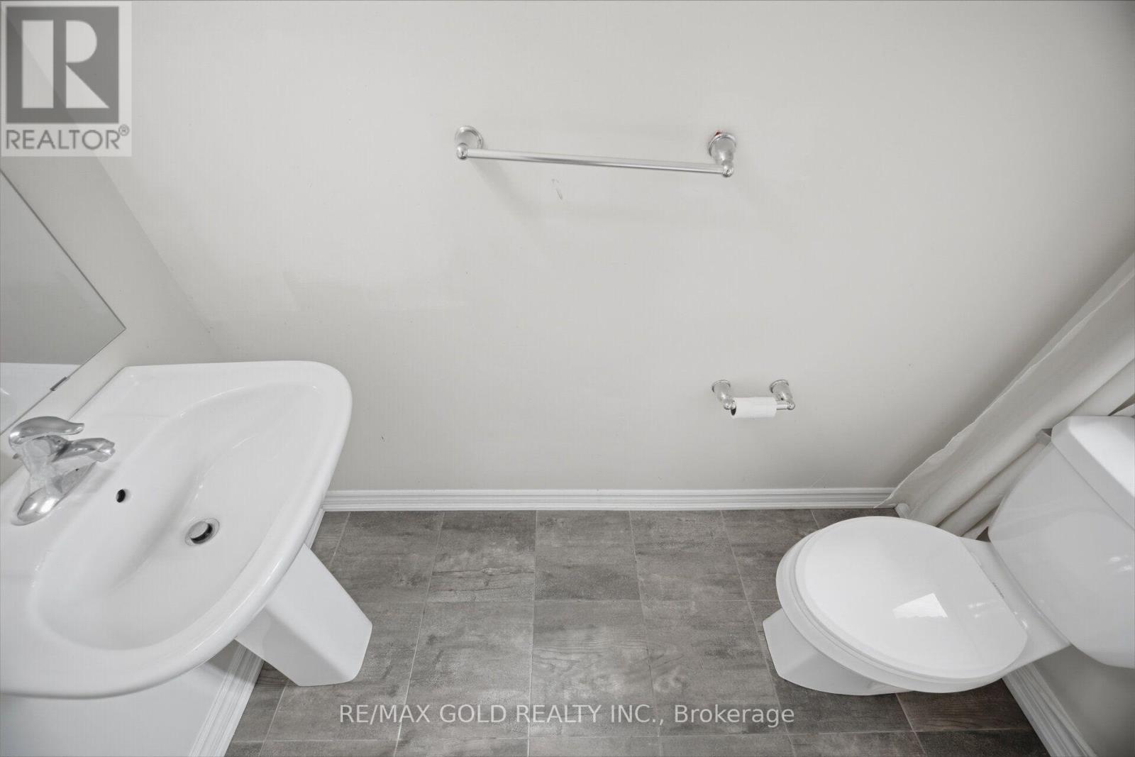 9 ARCOLA STREET - 6