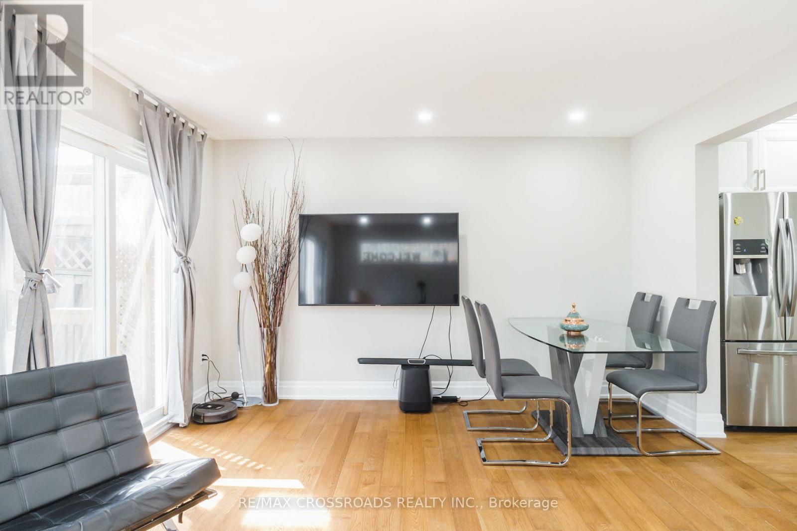 50 WIDDIFIELD AVENUE - 7