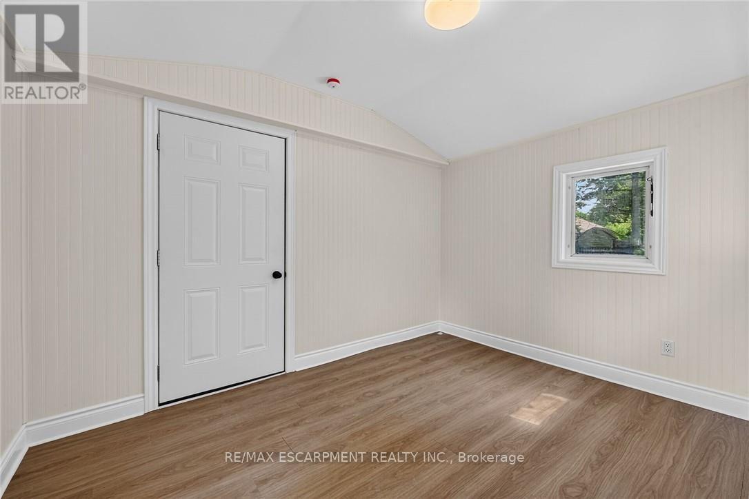 233 NORTH CAYUGA STREET W - 19