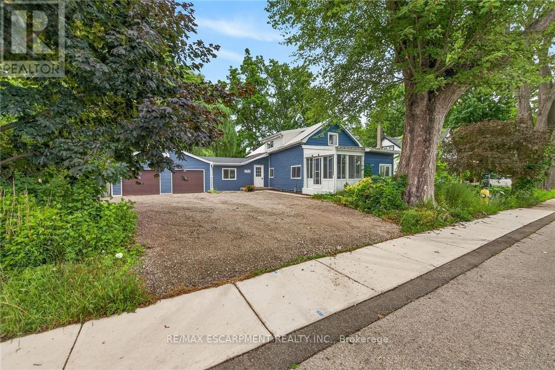 233 NORTH CAYUGA STREET W - 43