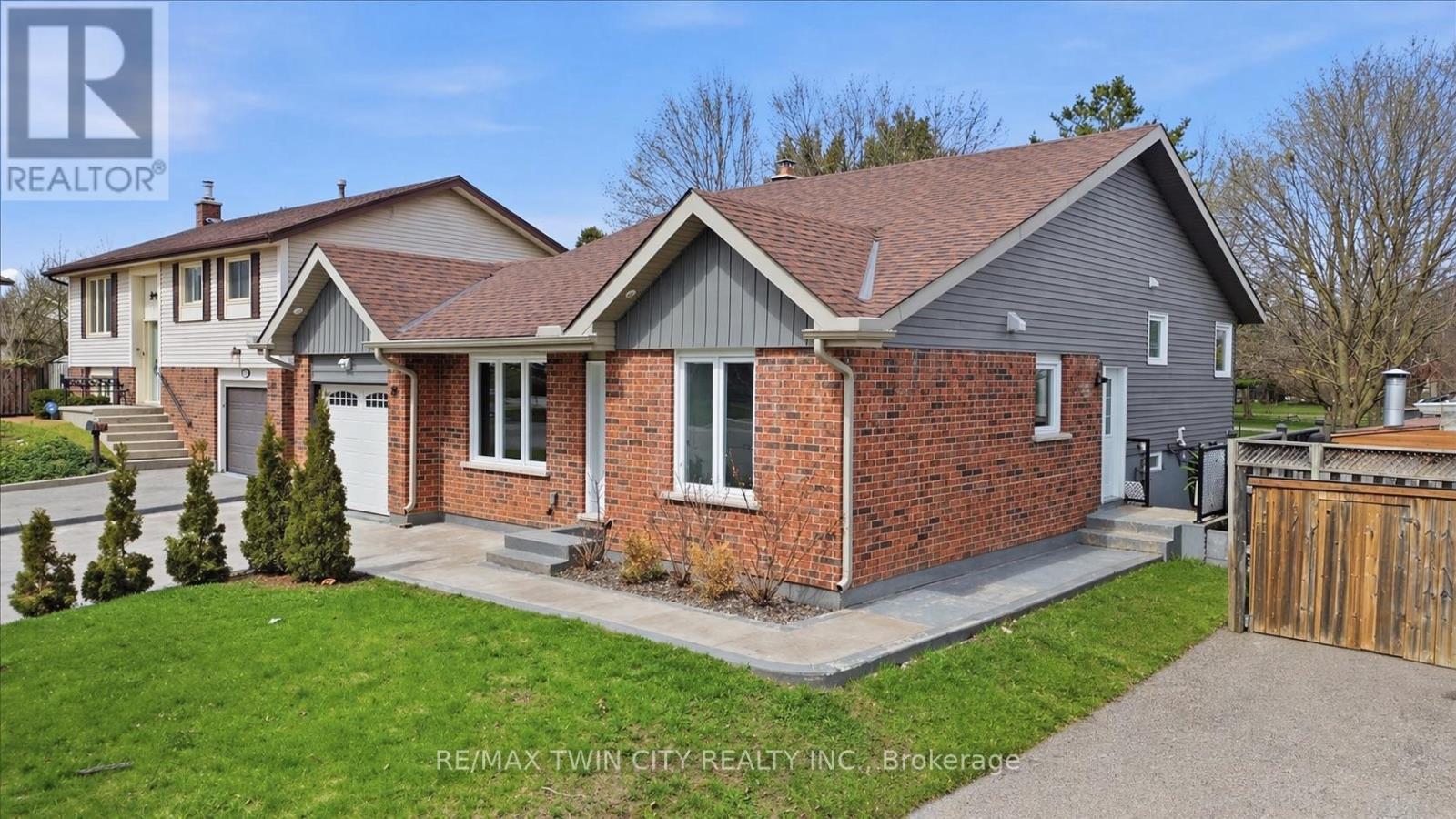 86 CARLYLE DRIVE - 5