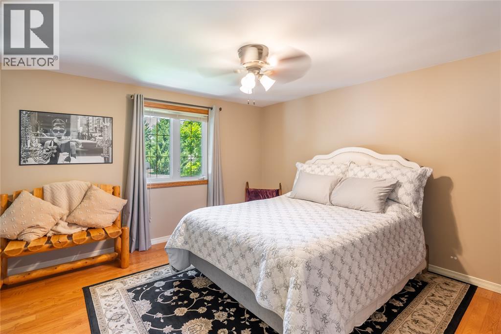 268 MARGARET AVENUE - 17