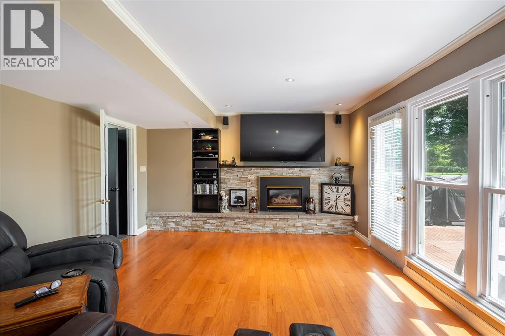 268 MARGARET AVENUE - 25