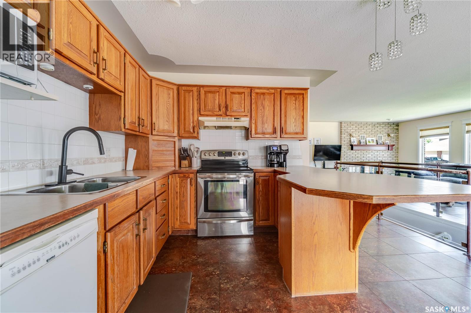 1642 Bingham ROAD — photo 15