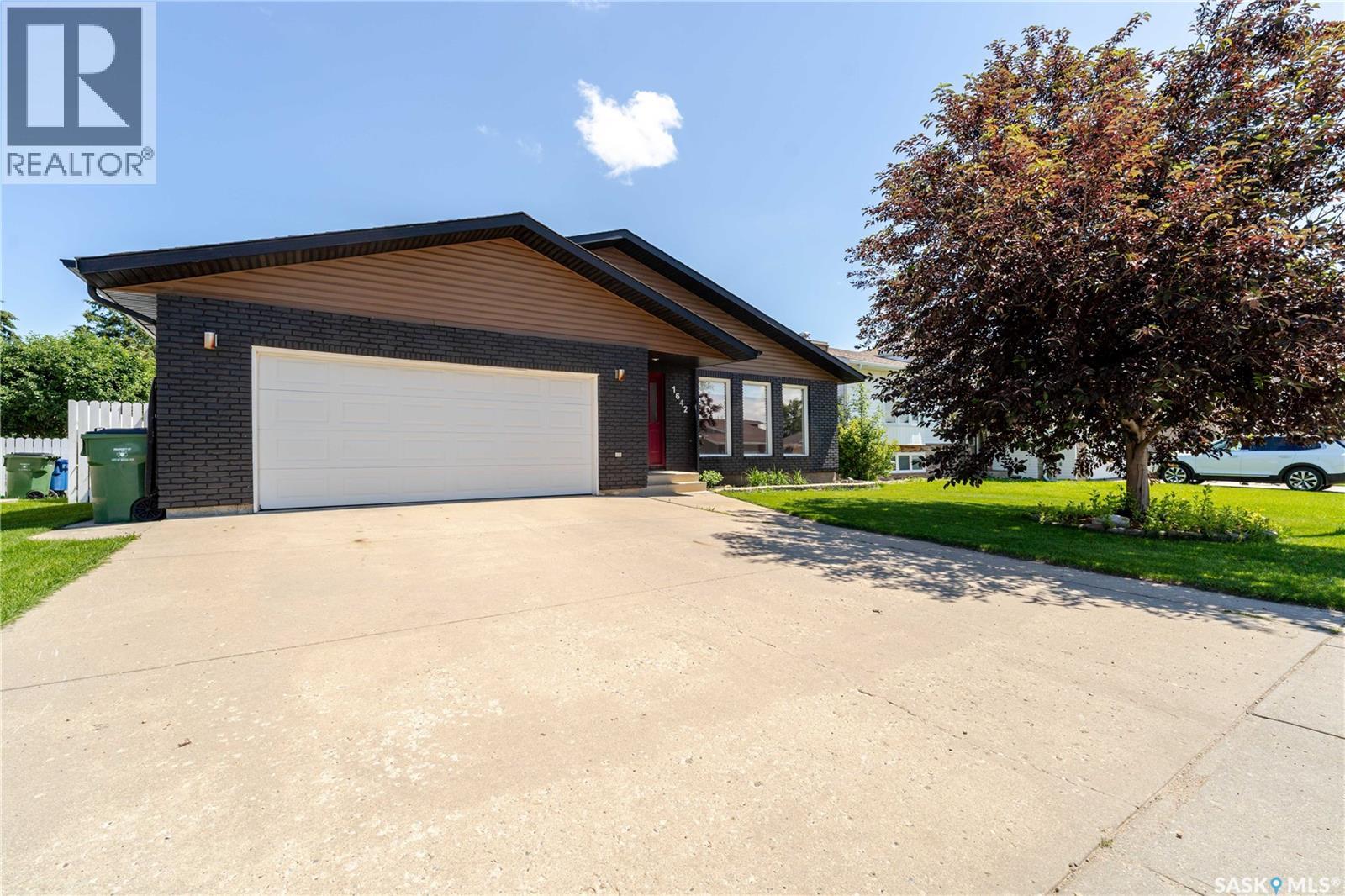 1642 Bingham ROAD - photo 2