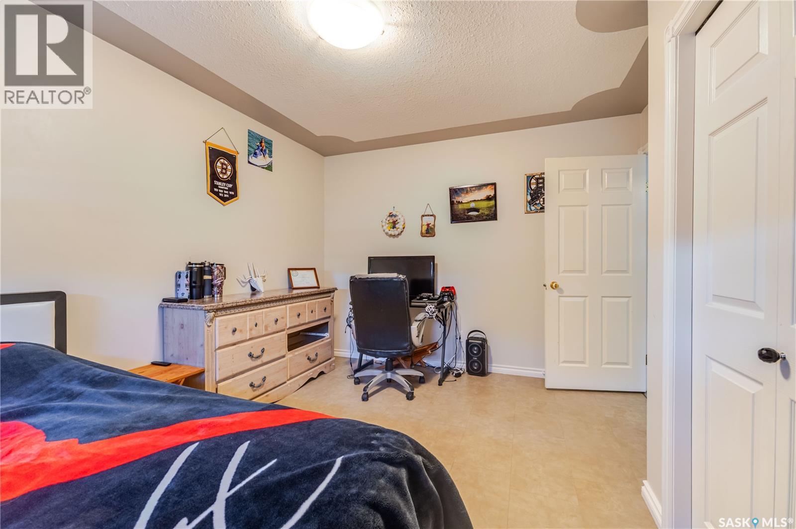 1642 Bingham ROAD — photo 32