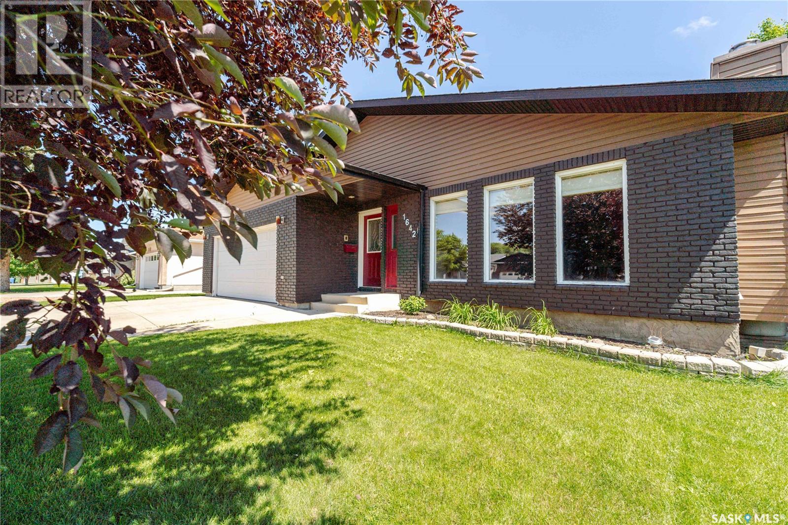 1642 Bingham ROAD - photo 4