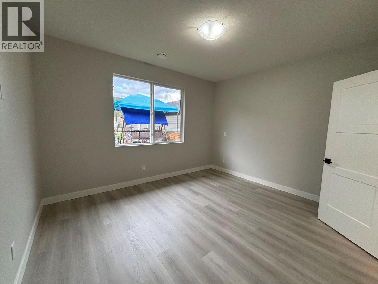 574 Meadowlark Avenue - 19
